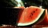 NICHT NEHMEN! Wie Eis am Stiel: Die perfekte Schneide-Technik für Wassermelone