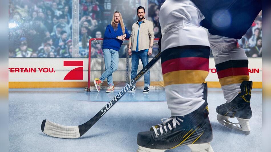 Christoph "Icke" Dommisch (l.) und Matthias Killing führen unter anderem durch die Spiele.