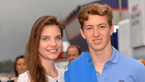 Vivien Keszthelyi und David Schumacher verbindet die Leidenschaft für den Rennsport. Sie sind ...