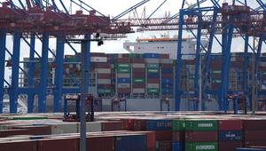 Container Terminal Tollerort im Hamburger Hafen