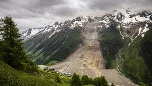 Nach Gletscherabbruch im Wallis
