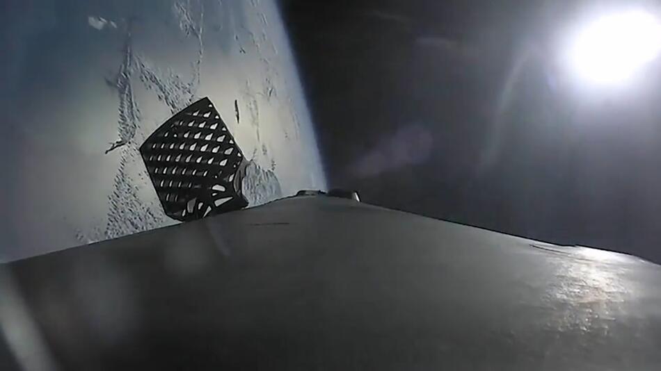 Vom Start bis zur Landung: SpaceX veröffentlich spektakuläres Video der Falcon-9