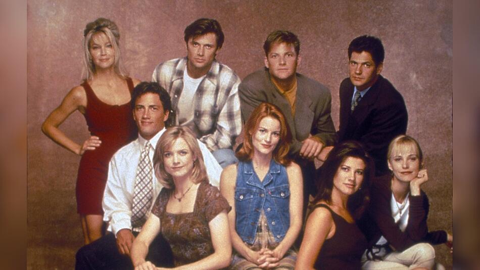 Der Originalcast von "Melrose Place" - rund 30 Jahre ist dieses Bild alt.