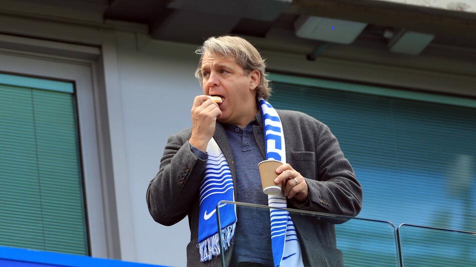 Todd Boehly im April 2023 beim Champions-League-Halbfinale der Chelsea-Frauen gegen Barcelona.