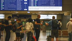 Bahnverkehr wegen Funkstörung bundesweit eingestellt