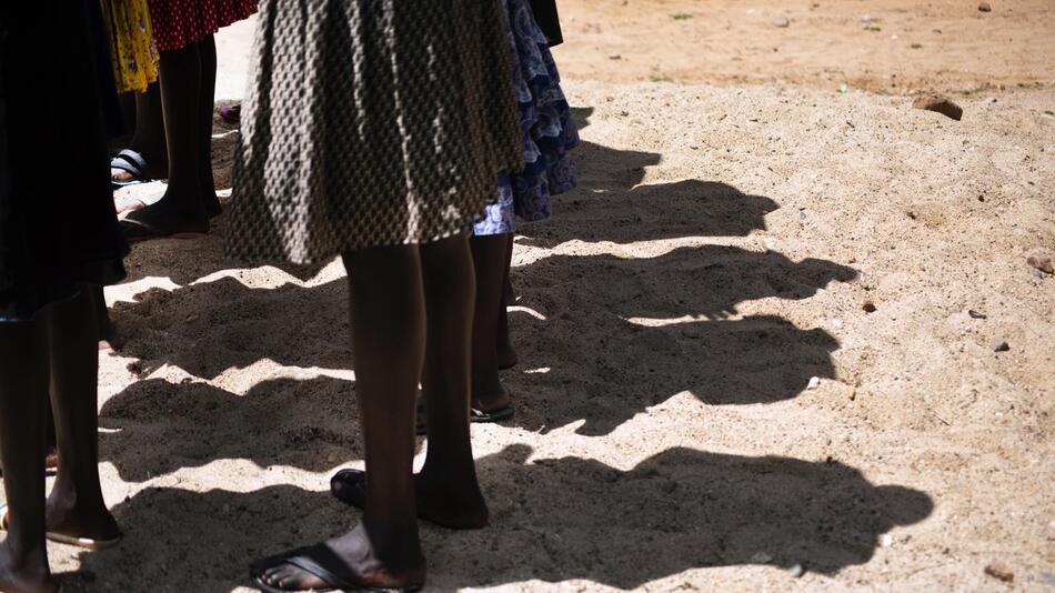 Uganda Mädchen FGM