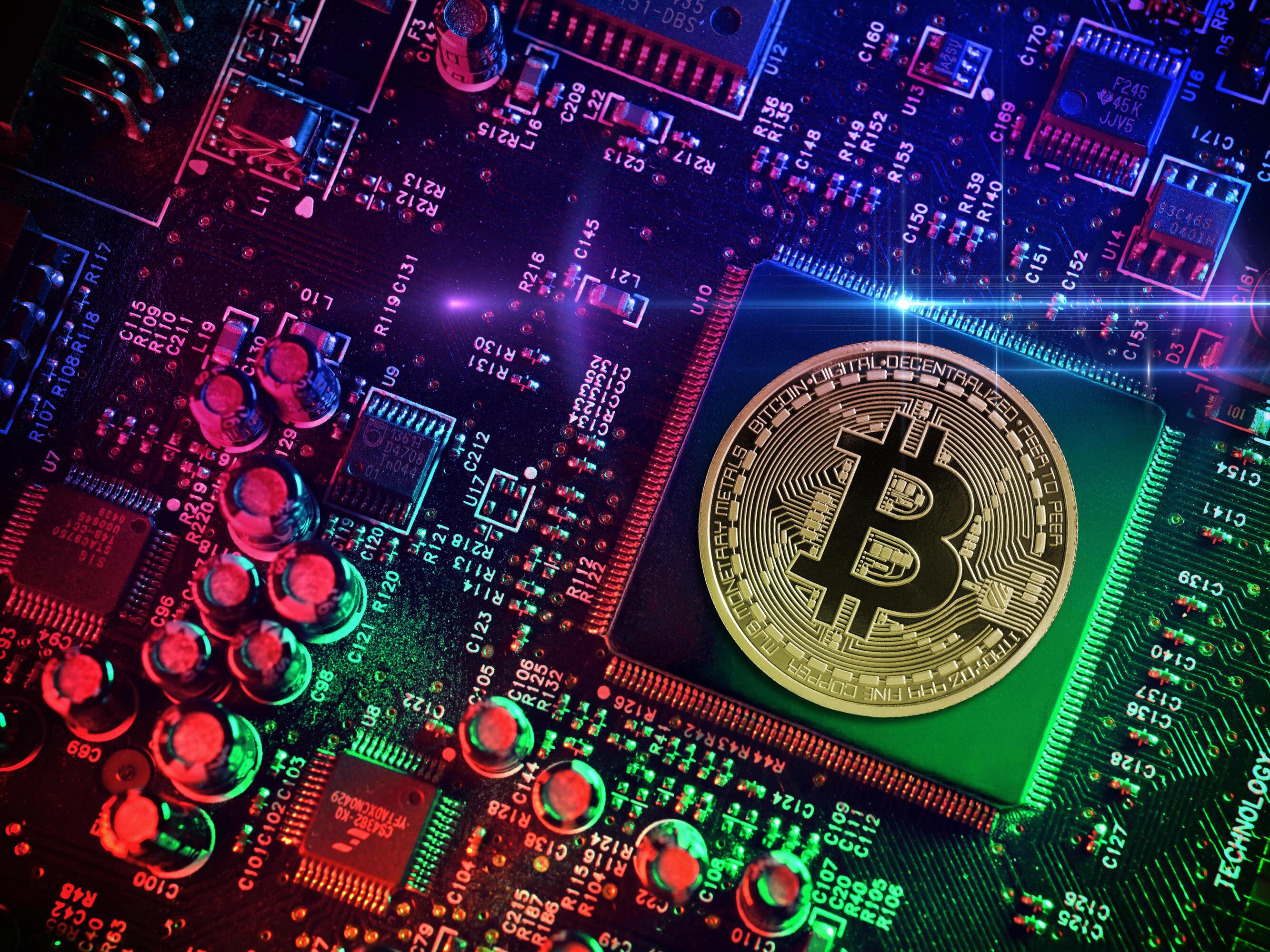 Sogar die Sparkassen mischen mit: Wird Krypto jetzt etwa Mainstream? |  WEB.DE