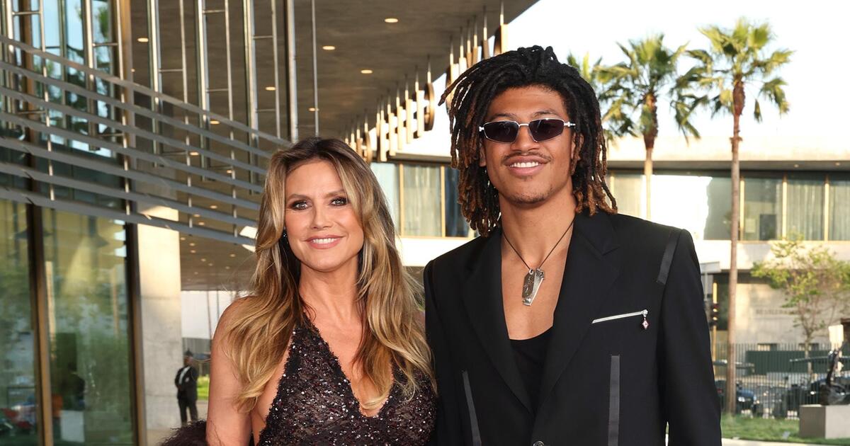 Heidi Klum attends Los Angeles gala with son Henry in a revealing black ...