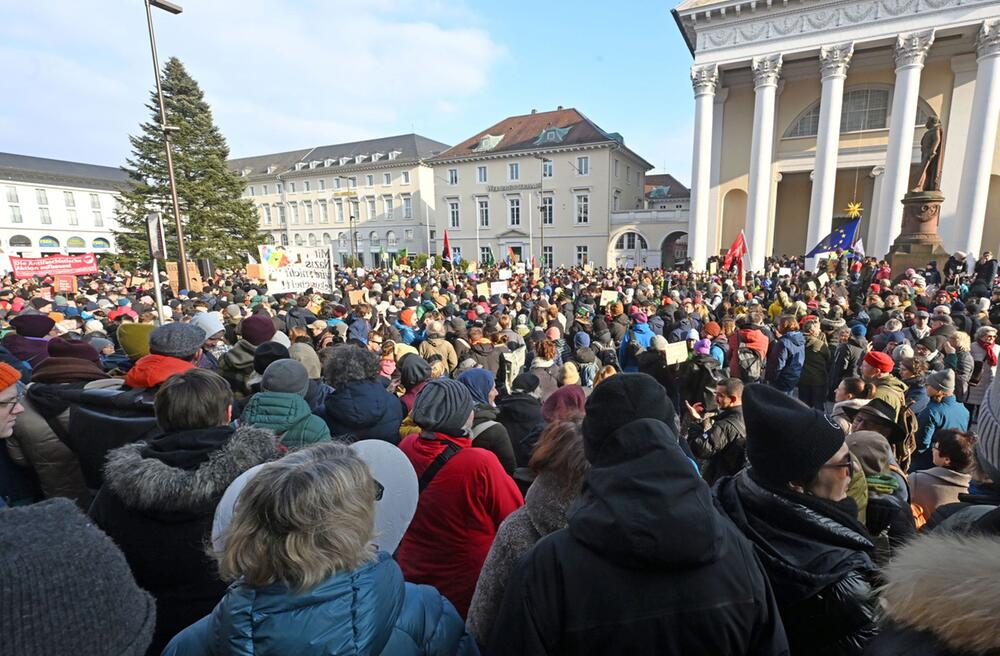 Demo gegen die "Abschiebetickets" der AfD