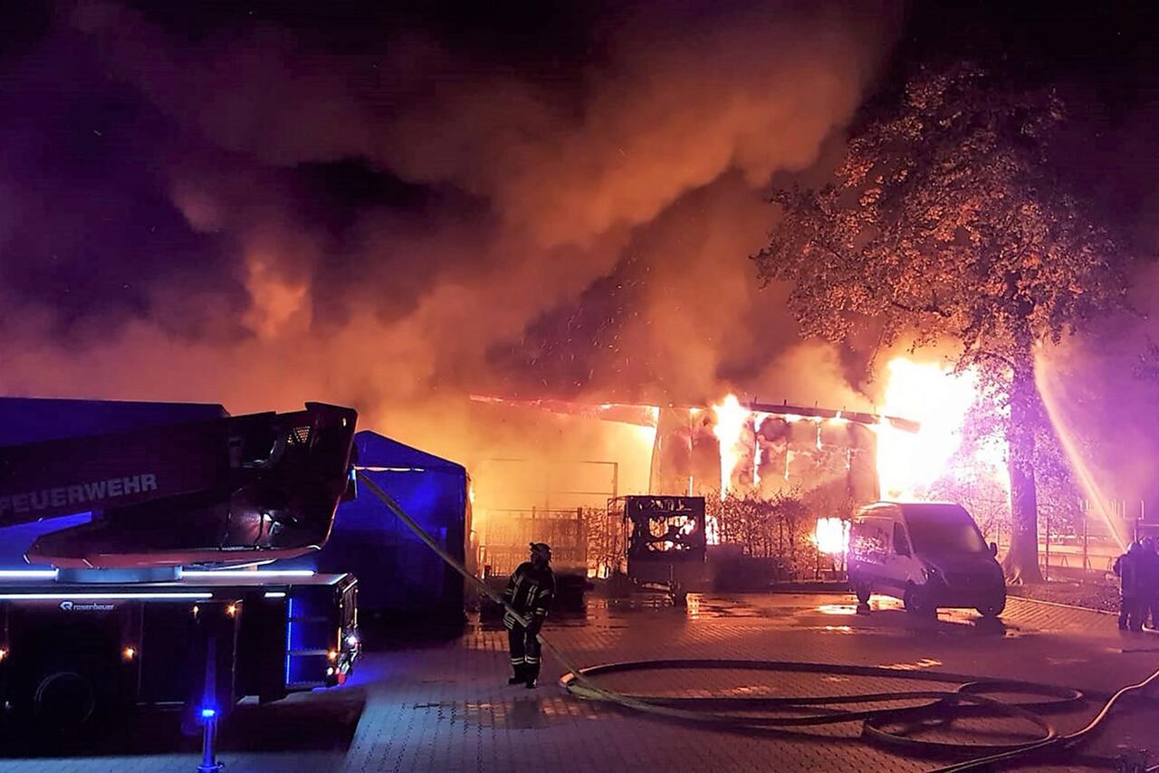 Bild zu Großfeuer bei Firma für Bewässerungstechnik