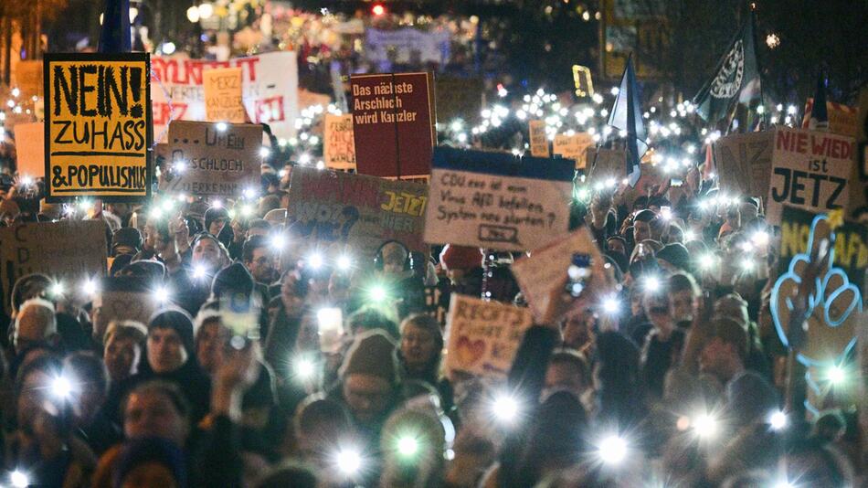 Demonstration zur Migrationspolitik - Berlin