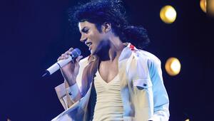 Jaafar Jackson als sein Onkel Jacko in "Michael".