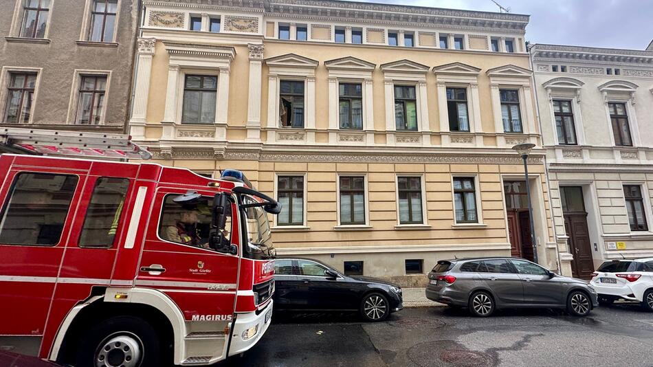 Mann aus Fenster in Görlitz gestürzt - Hintergründe unklar