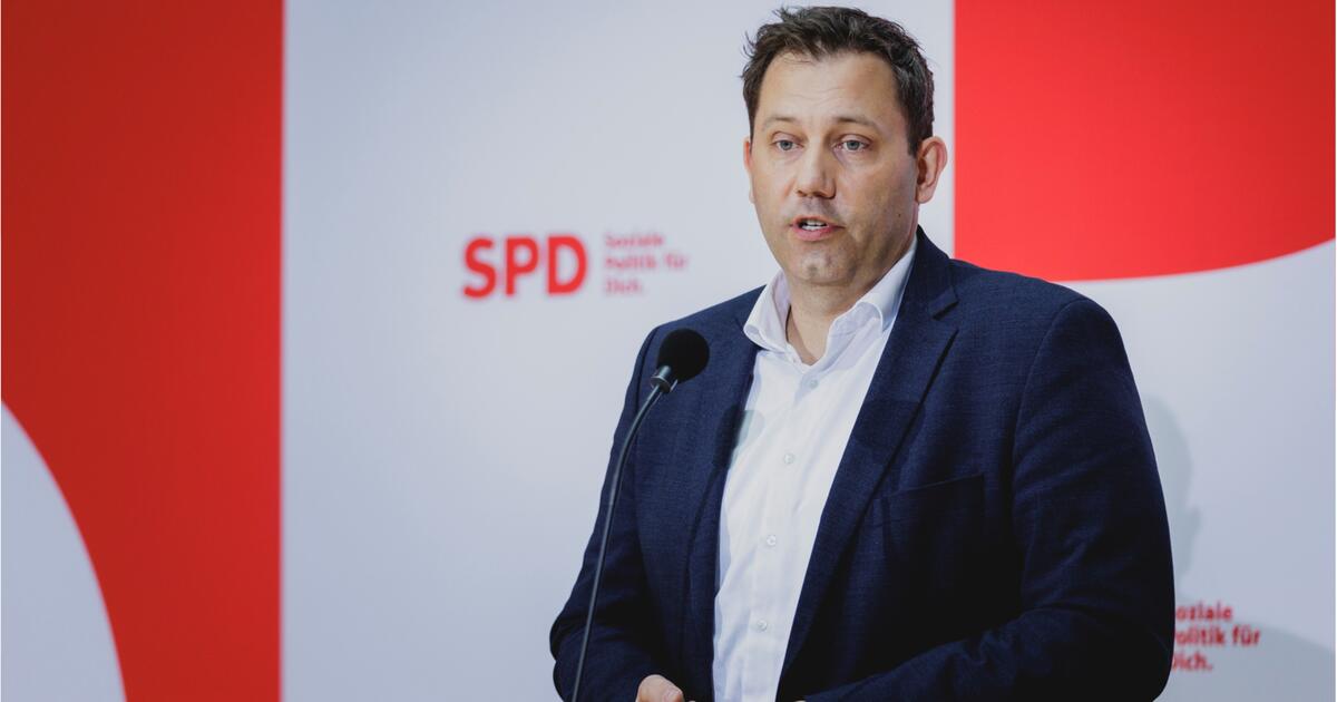 Spd Chef Lars Klingbeil Will Deutliche Erh Hung Des Mindestlohns Web De