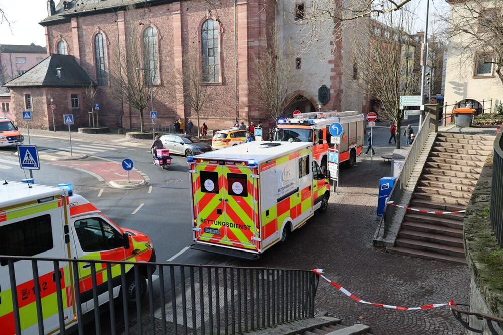 Gewalttat mit mehreren Schwerverletzten in Aschaffenburg