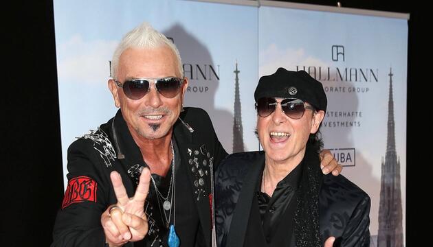 Gitarrist Rudolf Schenker (l.) und Sänger Klaus Meine haben mit ihrer Band Scorpions eine ...