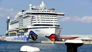 Das Kreuzfahrtschiff "Aidaperla"
