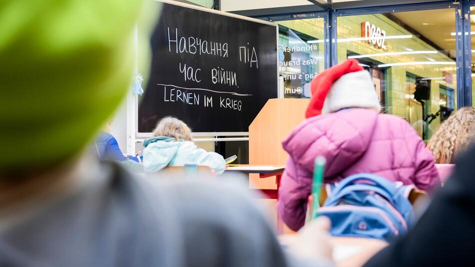 Unicef-Aktion "Kindheit in der Ukraine: Lernen im Krieg"