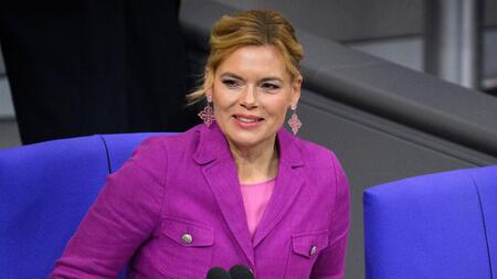 Klöckner dämpft Erwartungen der Menschen an die Politik