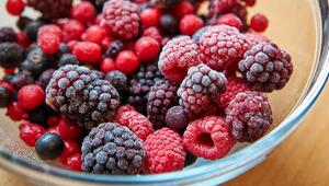 Tiefgekühlte Beeren