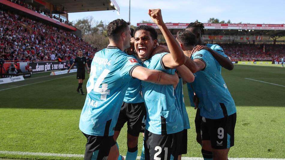 Leverkusen jubelt bei Union Berlin.