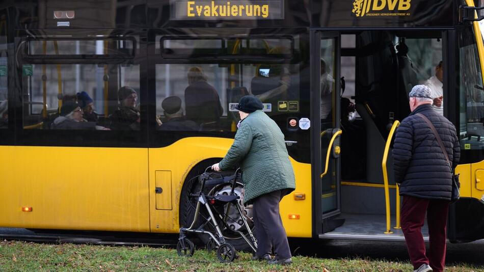 Evakuierung in Dresden: Fliegerbombe wird entschärft