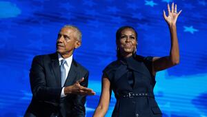 Barack und Michelle Obama bei einem Auftritt in Chicago im verganenen Jahr.