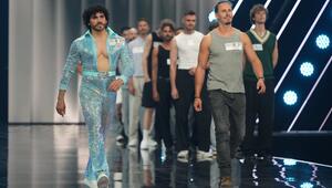 Norvi (l.) und Danny auf dem Laufsteg des Männer-Castings in Köln.