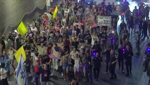 Israel: Demonstranten blockieren Autobahn und fordern Geisel-Deal