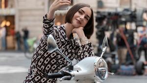 Lily Collins verkörpert Hauptfigur Emily, die in der fünften Staffel nicht nur in Paris, sondern ...