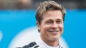 Brad Pitt spielt in "F1" den Rennfahrer Sonny Hayes.