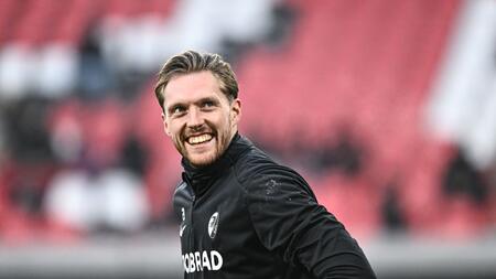 Freiburg verlängert mit Torhüter und Pokal-Held Müller