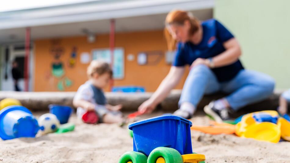 Umstrittene Kita-Personalverordnung in Kraft