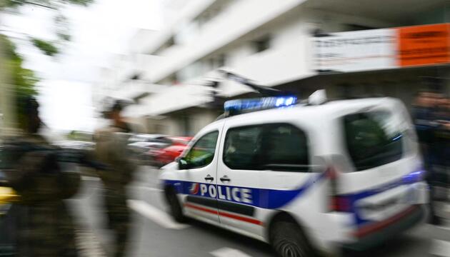 Krypto-Erpresser in Paris trennen Opfer Finger ab