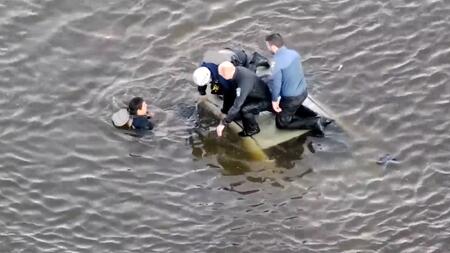 Mann aus versunkenem Wagen gerettet