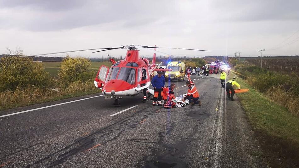 Mindestens 13 Tote bei Busunfall in der Slowakei