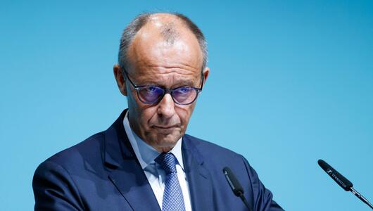 Kanzler Friedrich Merz beim Parteitag der NRW-CDU