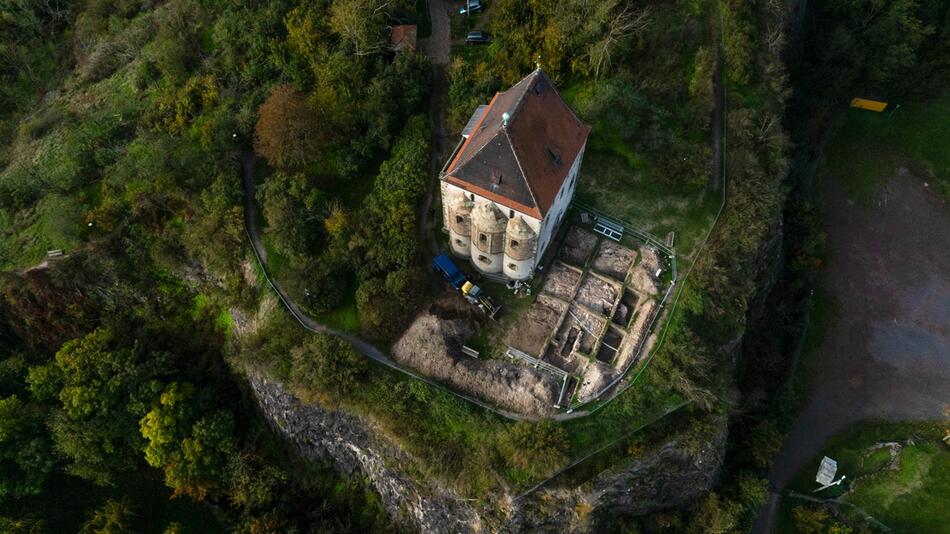 Archäologische Grabungen an der Doppelkapelle in Landsberg