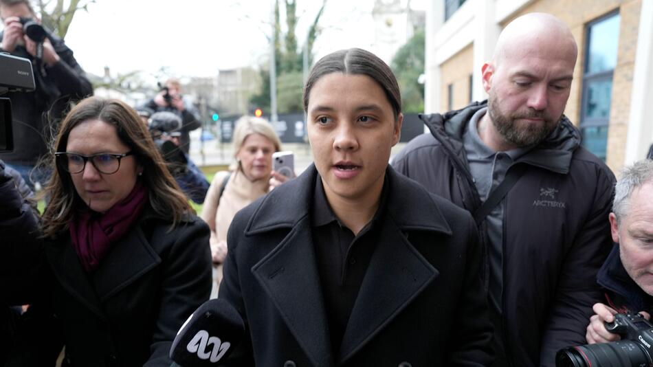 Chelsea-Stürmerin Sam Kerr wurde vom Vorwurf der rassistischen Beleidigung freigesprochen.