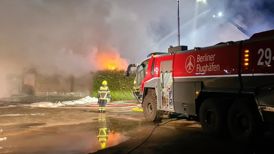 Großbrand in Döner-Produktion