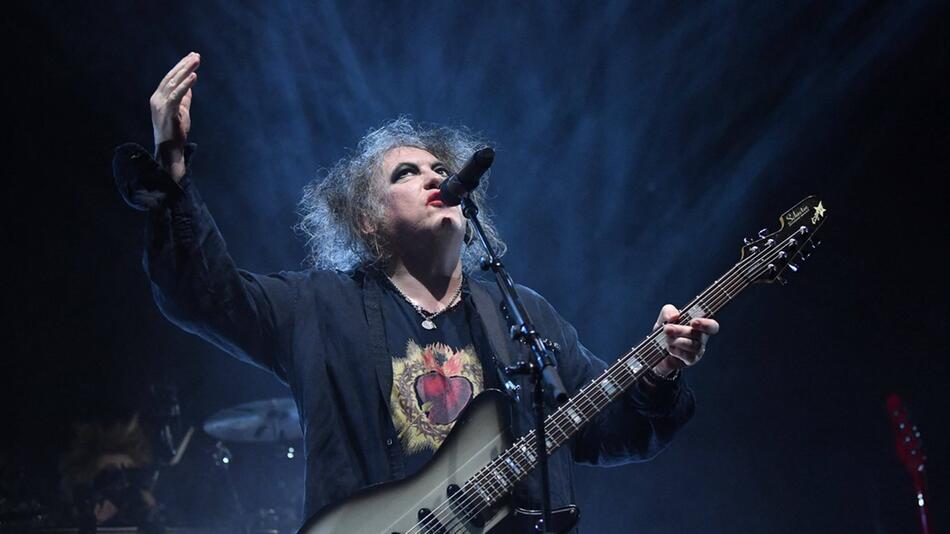 Der Gothfather: Robert Smith 2022 auf der Bühne.