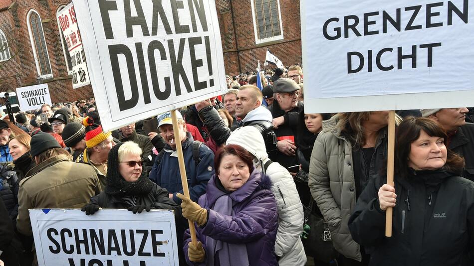 Demo des Vereins Zukunft Heimat e.V.