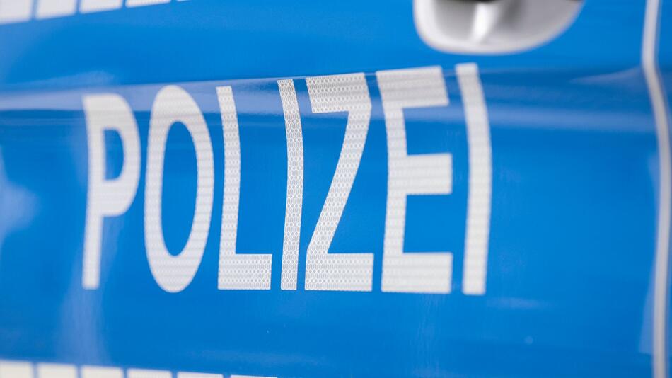 Polizei nimmt gesuchten Einbrecher fest