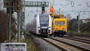 Zug in Düsseldorf-Reisholz liegengeblieben