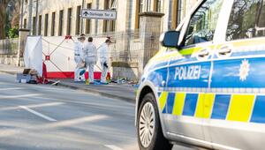 Zwei Menschen in Bielefeld mit Messer schwer verletzt