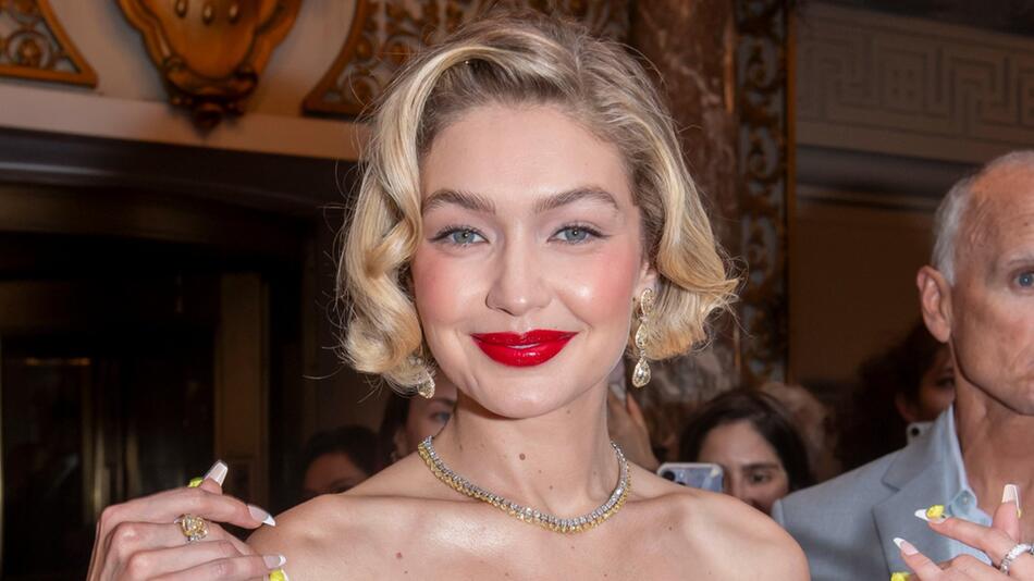 Gigi Hadid hat gut lachen, sie hat mit 30 schon viel erreicht: Sie ist beruflich erfolgreich ...