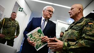 Steinmeier beim Veteranenbüro der Bundeswehr