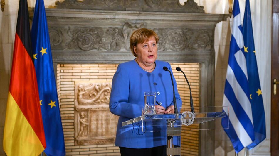 Geschäftsführende Bundeskanzlerin Merkel in Griechenland