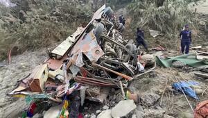 Viele Tote bei Busunglück in Nepal