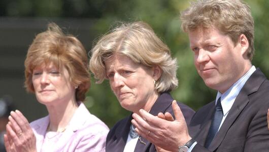 Prinzessin Diana hinterließ ihre drei Geschwister Lady Sarah McCorquodale, Lady Jane Fellowes ...